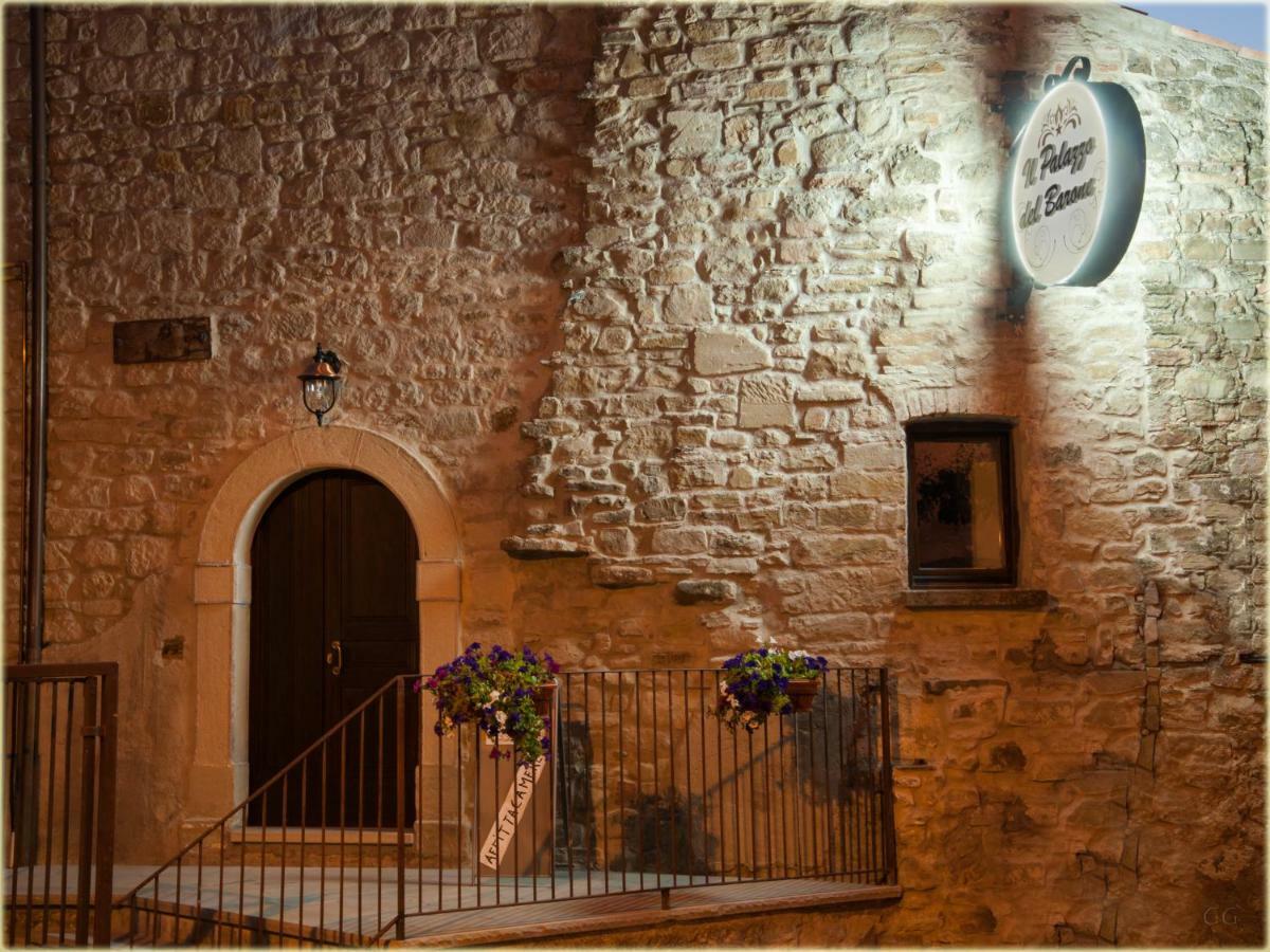Il Palazzo Del Barone - Stanza Dei Maiorana Hotel Pietrapertosa Bagian luar foto