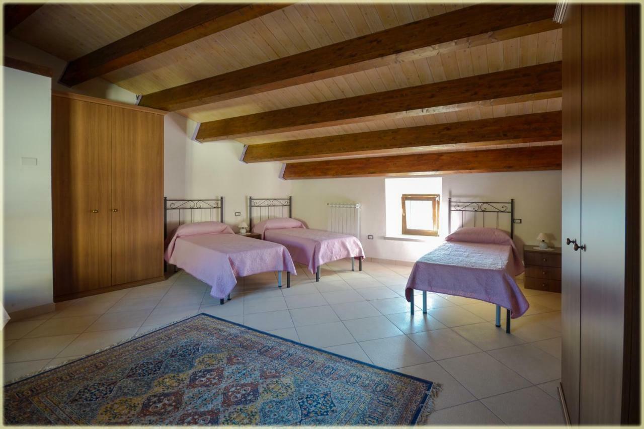 Il Palazzo Del Barone - Stanza Dei Maiorana Hotel Pietrapertosa Bagian luar foto